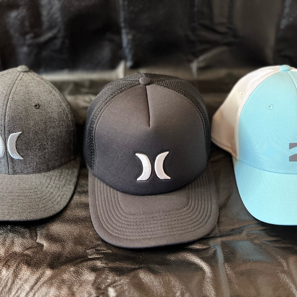 3 mens caps